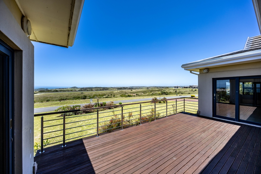 3 Bedroom Property for Sale in Kwelera Eastern Cape